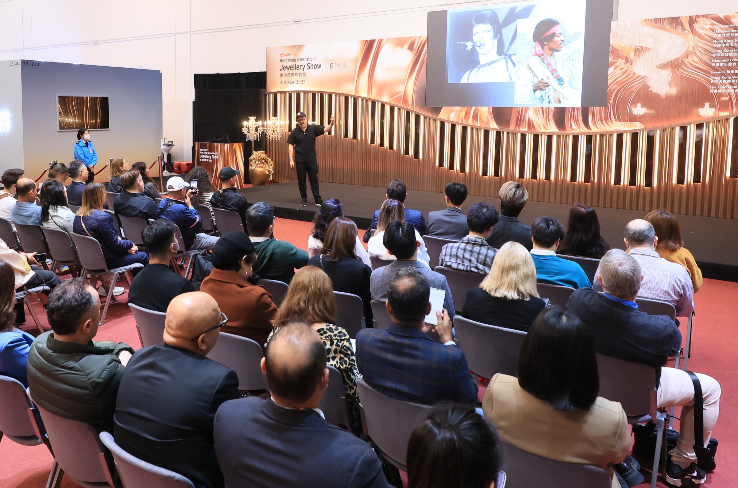 HKTDC_twin_jewellery_show_8.JPG